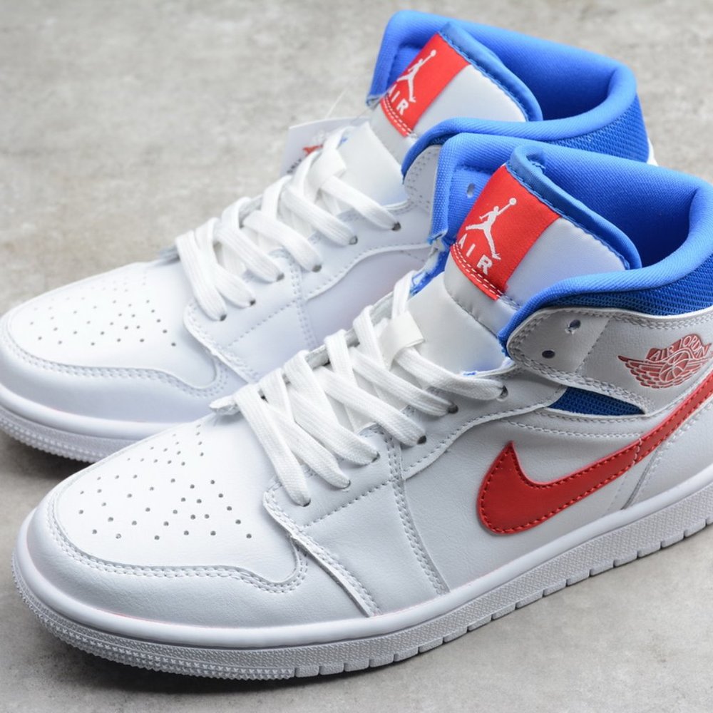 newNike Air Jordan 1 high top basketball shoes whi